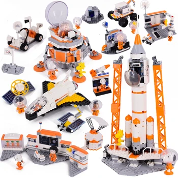 MOC Yaratıcı Snoopy rakamlar Uzay Serisi Macera Uzay Lansmanı Roket Uzay Gemisi Yapı Taşları Tuğla DIY Oyuncaklar çocuklar için Hediyeler
